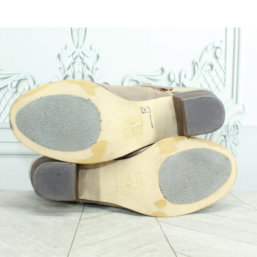 Ecote Brown Suede Slip On Casual Buckled Ankle Heel Booties Size 9 - Picture 9 of 9